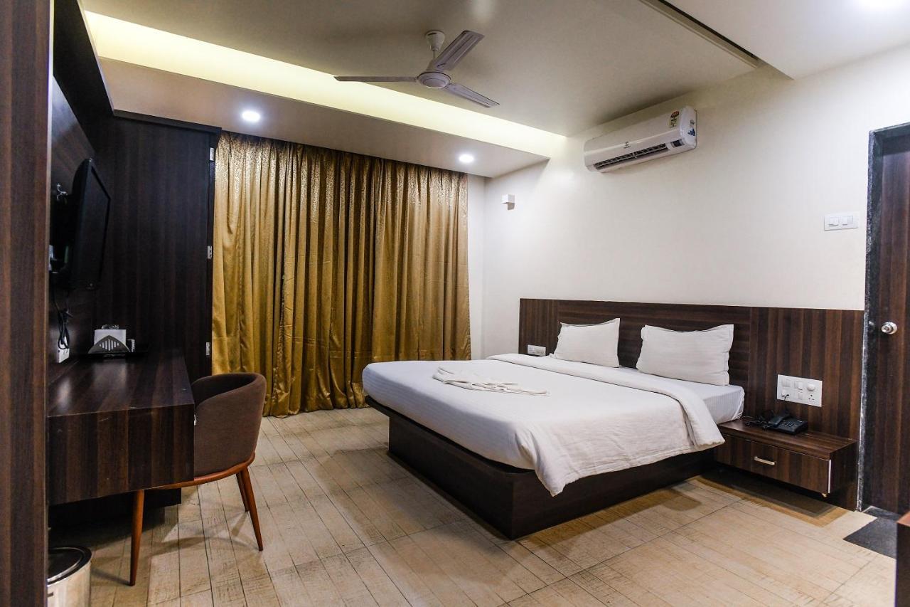 Hotel Manasi Inn Satara Exterior foto